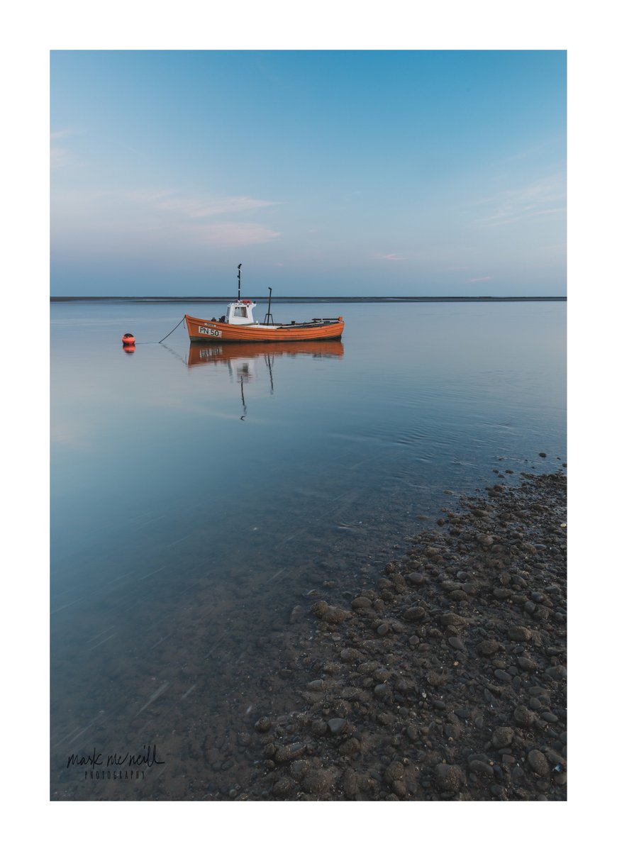 marksmcneill's tweet photo. lytham last night @BBCEarth #earthcapture https://t.co/iQYWdm50NS
