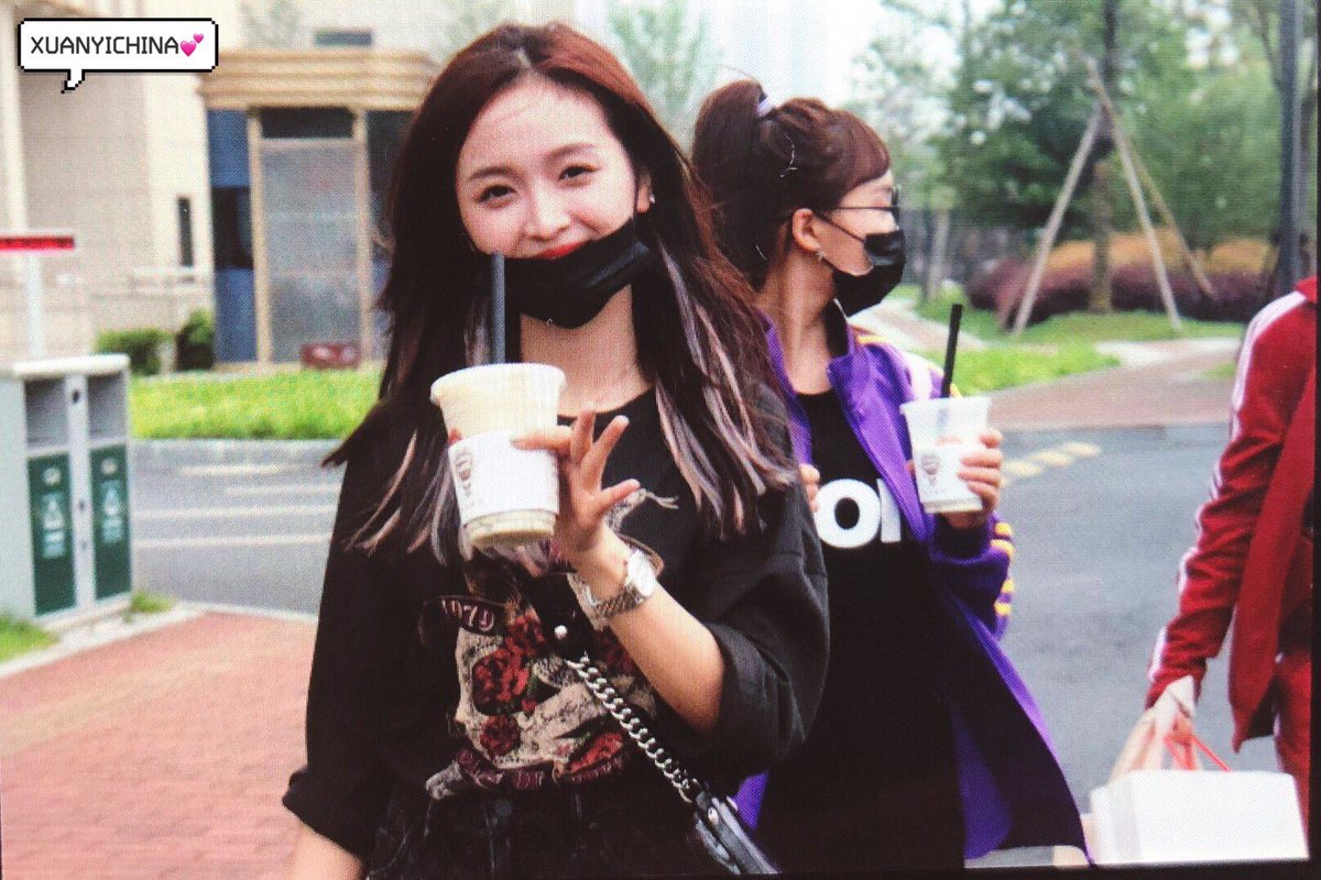 XUANYICHINA_'s tweet photo. 180520 퇴근 프리뷰 preview
520 我爱你 I LOVE YOU 사랑해 💖
#우주소녀 #선의 #WJSN #Xuanyi #宣仪  
@WJSN_Cosmic https://t.co/VQkBSBJPgB