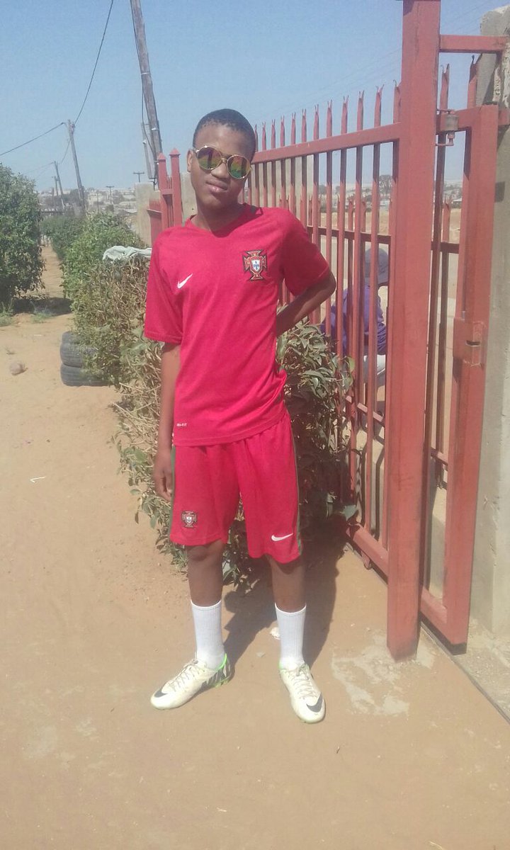 moeketsimonahe4's tweet photo. THE FUTURE LINGARD https://t.co/K6BeI0TKP3