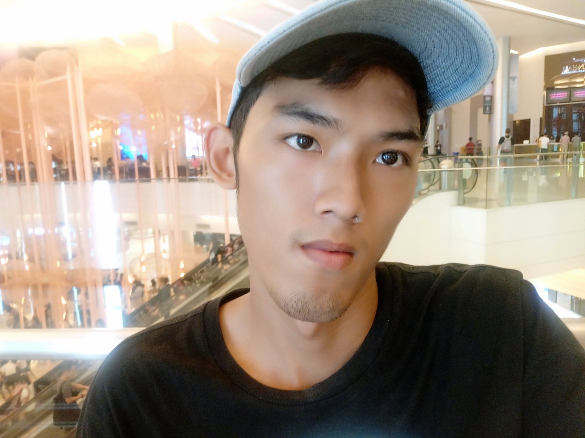 pruek41's tweet photo. จะคอยมองตรงนี้ไกลๆ 
ไม่ให้รบกวนใจของเธอ #หน้าคอนแล้ว
#GamConcertMyFirstTime https://t.co/Lhgh4p5sxf