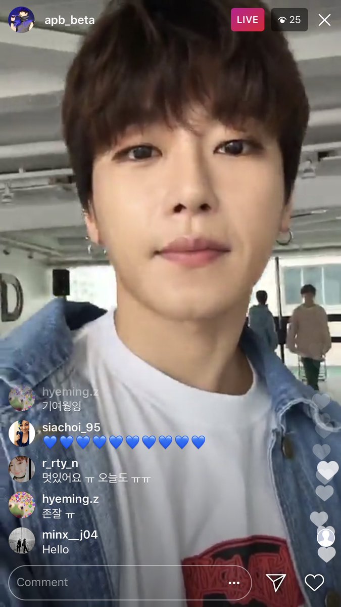 PeriShimmer's tweet photo. The man is insanely gorgeous &amp; have you seen him dance??? Mesmerizing. #HappyBetaDay #Beta #알파벳 #베타 #AlphaBAT https://t.co/uChyqHuqVu