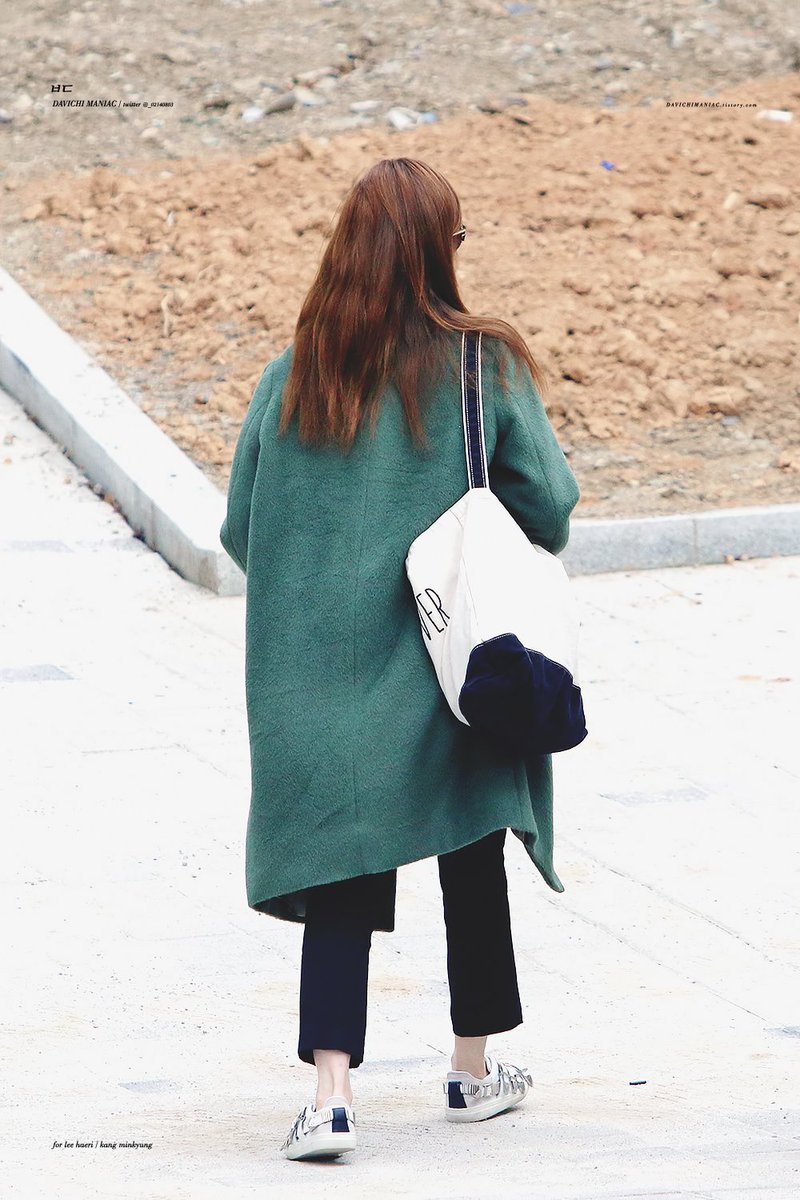 _02140803's tweet photo. 151230 #강민경 @iamkmk 

https://t.co/EAfb557PXr
https://t.co/JqbNuQrvI0 https://t.co/xFi03P0ZvC