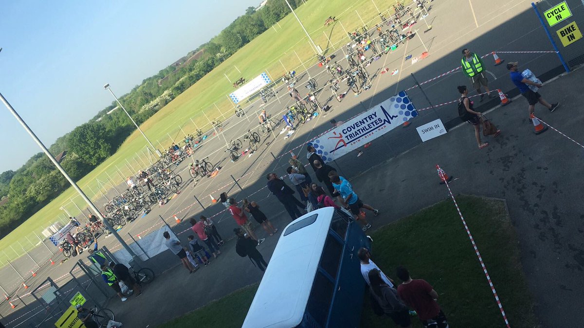 Laurawilliams_2's tweet photo. Great weather to be hosting @CovTri at Xcel @COVSF 🚴‍♂️🏊‍♂️🏃🏼‍♂️ https://t.co/R2gQOxLf5k