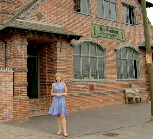 BCLivingMuseum's tweet photo. Look out for BCLM tonight as @BBC_ARoadshow  visits once again. 
 @BBCOne 8pm. https://t.co/NOhoTCcGT3