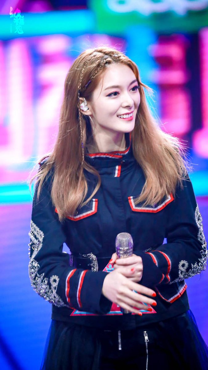 CpopisLOVE's tweet photo. #FuJing 

FuJing's rank is #9 . Pretty Good 😉

#创造101 #PRODUCE101 #TRAINEE18

Cre : as watermark https://t.co/JnKZMEn5aw