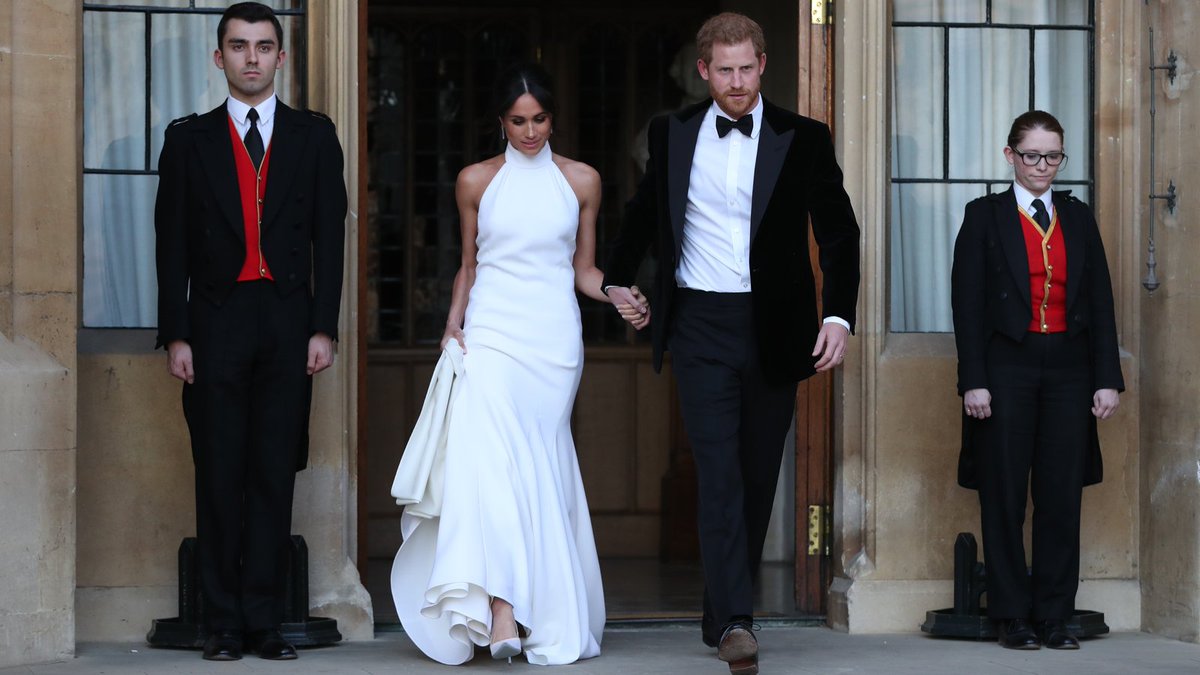 elitemag_gta's tweet photo. We send our #warmest #congratulations to #PrinceHarry & #Meghan on the happy occasion of their #marriage. @Fifteen or #Twenty years from now the @time cover may still look #modern but #history will be the judge of that. 🇬🇧🇺🇸 #elitemag #RoyalStyle #500pxrtg #RT https://t.co/zZFItbP7jv