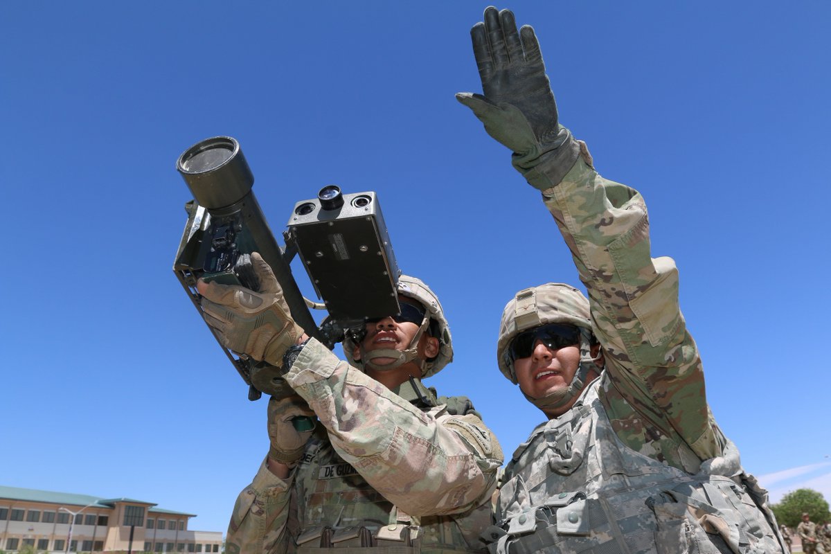 USArmy's tweet photo. Who knows what weapon this is? #SoldierSaturday

@1stArmoredDiv  #USArmy 📷 by Staff Sgt. Felicia Jagdatt https://t.co/7vOAZysgfH