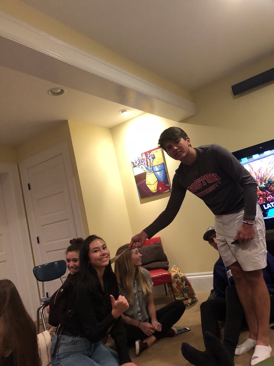 huck_sorock7's tweet photo. Rip Lisa.. @swseniorass18 that is @kristianmas21 8th kill tonight! 😱 https://t.co/A3Qqb9kLid