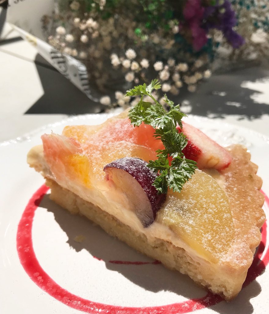 saku2pizza's tweet photo. 咲々のデザートに日替わりタルトが仲間入り🥧
今日はフルーツタルトとりんごの焼きタルトですよ😊🍎
カフェ利用でもご利用下さい
@saku2pizza #大分#咲々#おおいたランチ#サクサク#パイ生地ピザ#カフェ#大分カフェ#カフェ好きと繋がりたい#おしゃれさんと繋がりたい#おしゃれカフェ#インスタ映え https://t.co/Bd7XVjqv0g