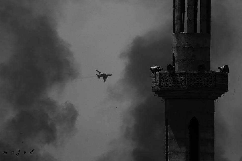 Deana_Lynn73's tweet photo. My heart still drops when I hear a loud noise, remembering those days of horror in E.Ghouta. The fierce sound of warplanes, airstrikes, the screeching & screaming of hysterical women & children will not be easily erased from my mind.
#DisplacedinSyria by Assad's criminal regime. https://t.co/JN5N4EineA