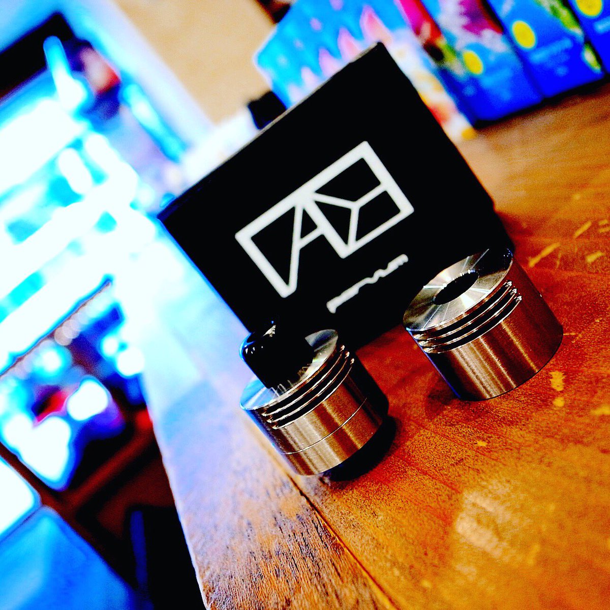 fukuoka_vape's tweet photo. 皆様...実は大名店にEvade Mod "Pervum MTL Bundle"が一点のみ残っております!!!
お探しだった方!お早めに大名店までご連絡下さいm(_ _)m
VAPEVILLAGE大名店
TEL: 092-406-9206
#vape #VAPEVILLAGE大名店 #ベイプ #EvadeMod #PervumMTLBundle #Pervum #RDA #イタリア #BF対応 #禁煙 #減煙 https://t.co/t4qbwq4DzJ