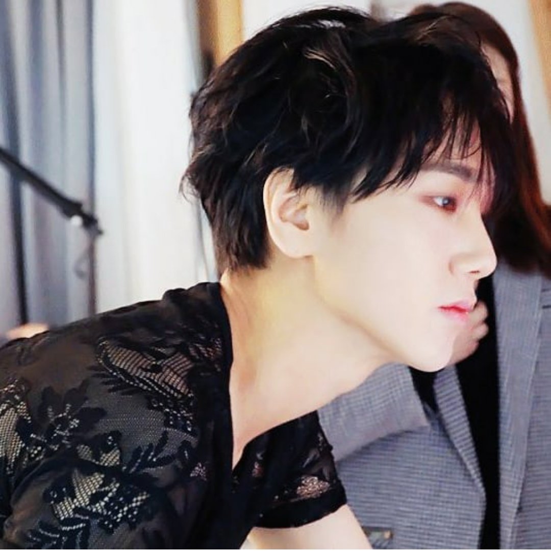 samy__cloud's tweet photo. Precioso en cualquier ángulo 
-mil corazoncitos azules-

#MTVLAKPOPSJ #PremiosMTVMiaw @SJofficial @shfly3424 https://t.co/PaoSwKTS7V
