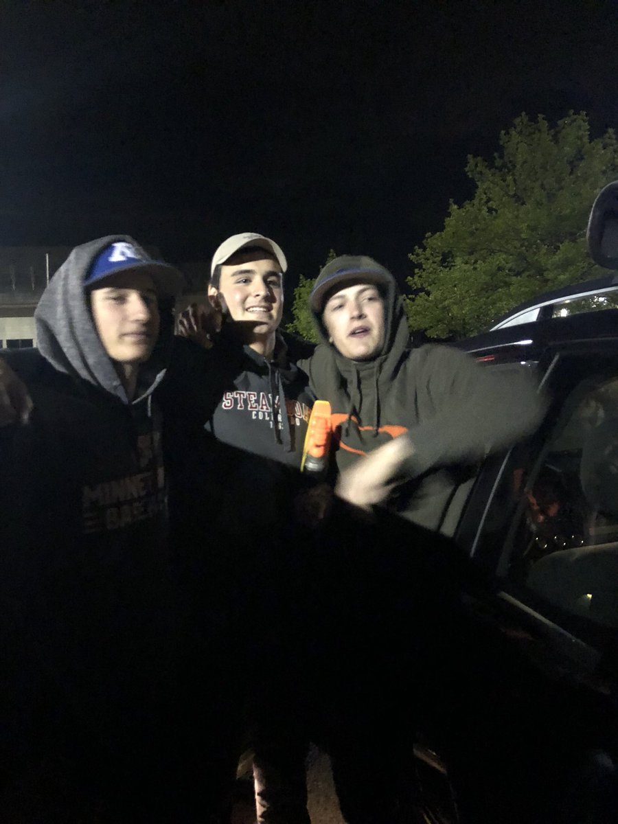 DisciplesOfEck's tweet photo. @TonkaAssassins As Deadpool 2 came to an end, The Disciples and @PooPJuiCe69 ‘s Jack Hanson turned the Chanhassen movie theaters parking lot, into a pool of death. Christian Cote of Cuban Raft Riders was baptized for Eck’s 2nd kill of the week. #BreaktheLevee #SinktheRaft https://t.co/JJPM9AVnIf