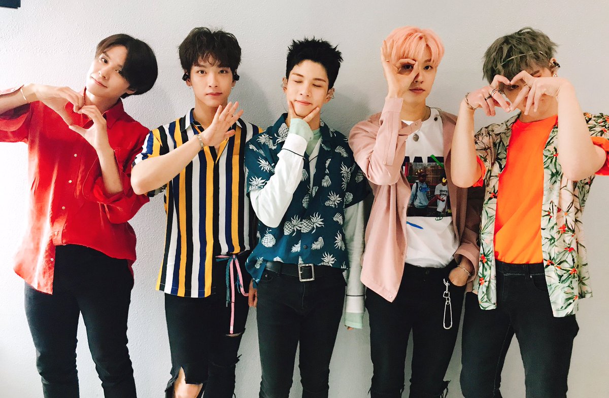 NFlyingofficial's tweet photo. [오늘의 Pic] 🍃HOW R U TODAY

❤️5️⃣2️⃣0️⃣❤️
가장 빛나는 오늘✨ 우리가 함께한지 3년✨

#엔플라잉 #NFlying #오이공
#HOW_R_U_TODAY #너의하루는어때 😊 https://t.co/M0OO6ComRK