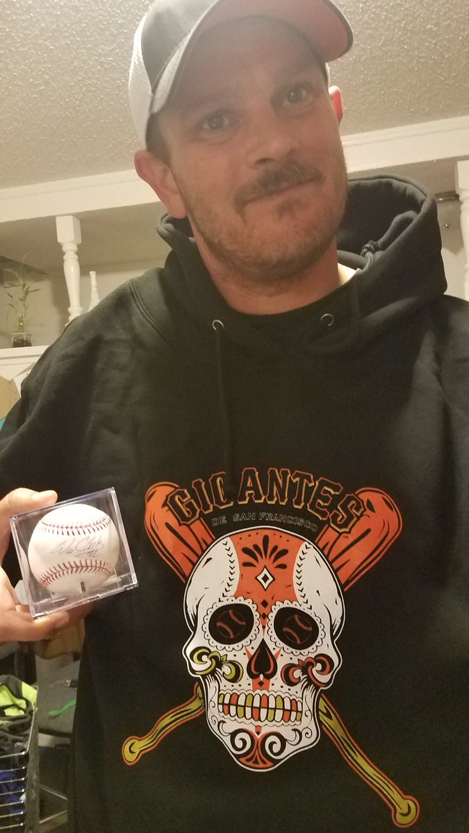 LLK_916's tweet photo. Growing up my grandfather treated me to my favorite sport in the whole world.@MLB and @SFGiants baseball was the only thing I ever wanted to do. And at the young age of 8yrs I saw WILL THE THRILL CLARK#22 blast his first home run. the sweetest swing you ever saw.thx @JDominick81 https://t.co/Va8ODymc5Y