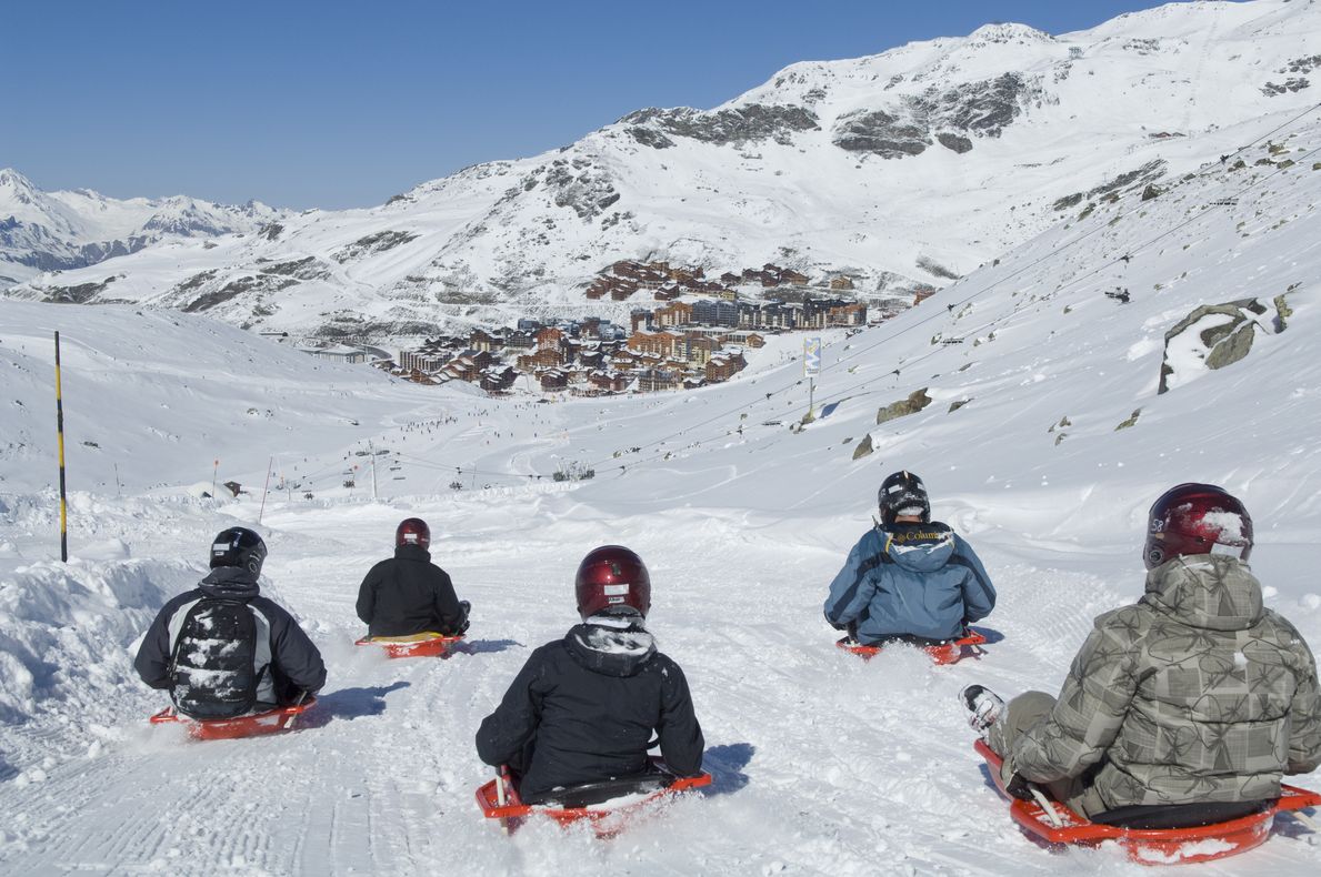 The Alps has so many Toboggan runs! Read our top 5 here: ow.ly/AQQg30iZwoB #SkiInLuxury #Skiblog #blogging #TuesdayThoughts #TuesdayTips #LuxuryHolidays
@TelegraphLuxury @LuxurySociety @LuxuryTravelmag @Luxurywellness @luxury__travel @LuxuryInsider