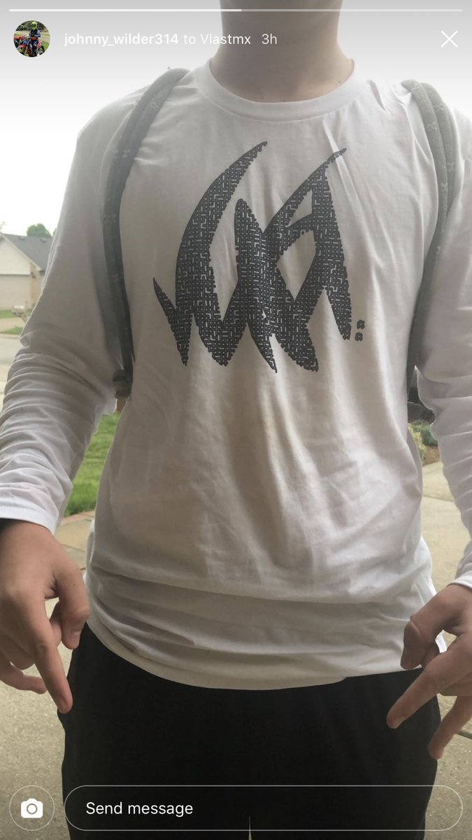 VlastMx's tweet photo. How about the Neo tee!! https://t.co/3XeLcSLJBS