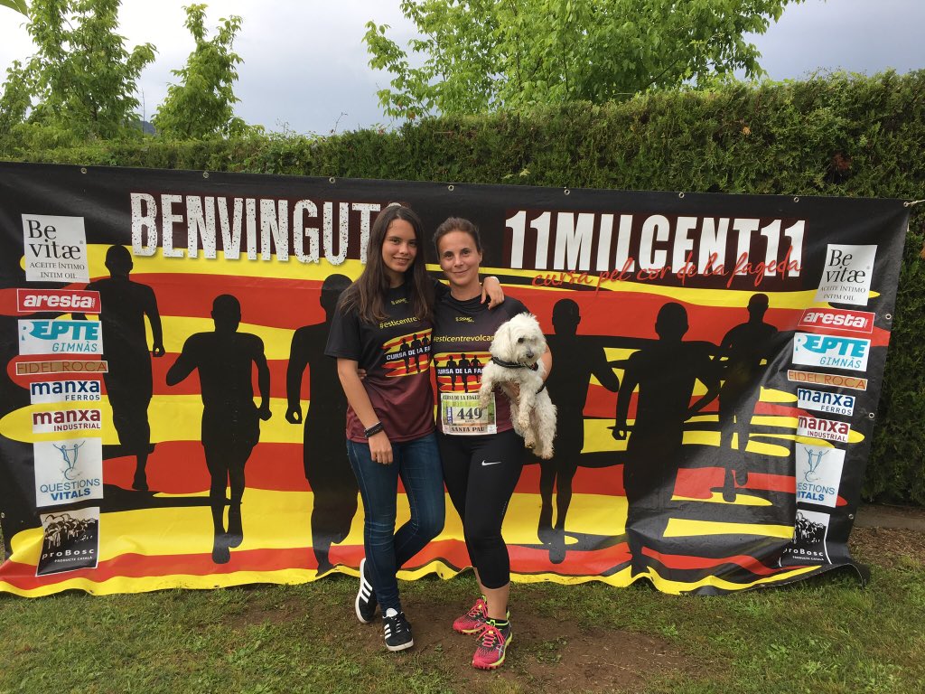 NevadoMarga's tweet photo. @CursaLaFageda Gràcies a vosaltres, la meva primera 1/2 marató de muntanya! Durilla per la pluja i el fang però ha valgut la pena. Un entorn envejable ☺️ https://t.co/5DXU8LP3Lq