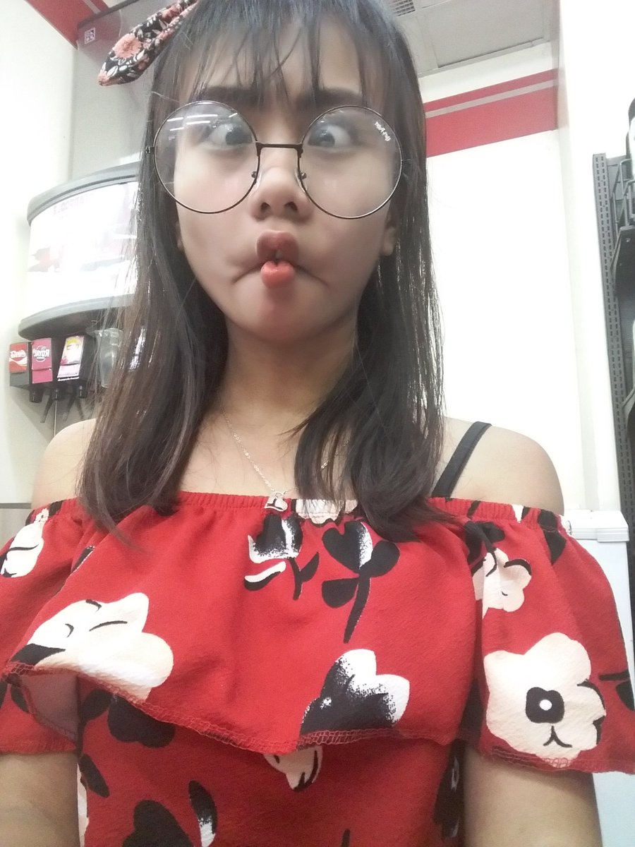 shereelah's tweet photo. Eyyy https://t.co/XgsuVRBUz5