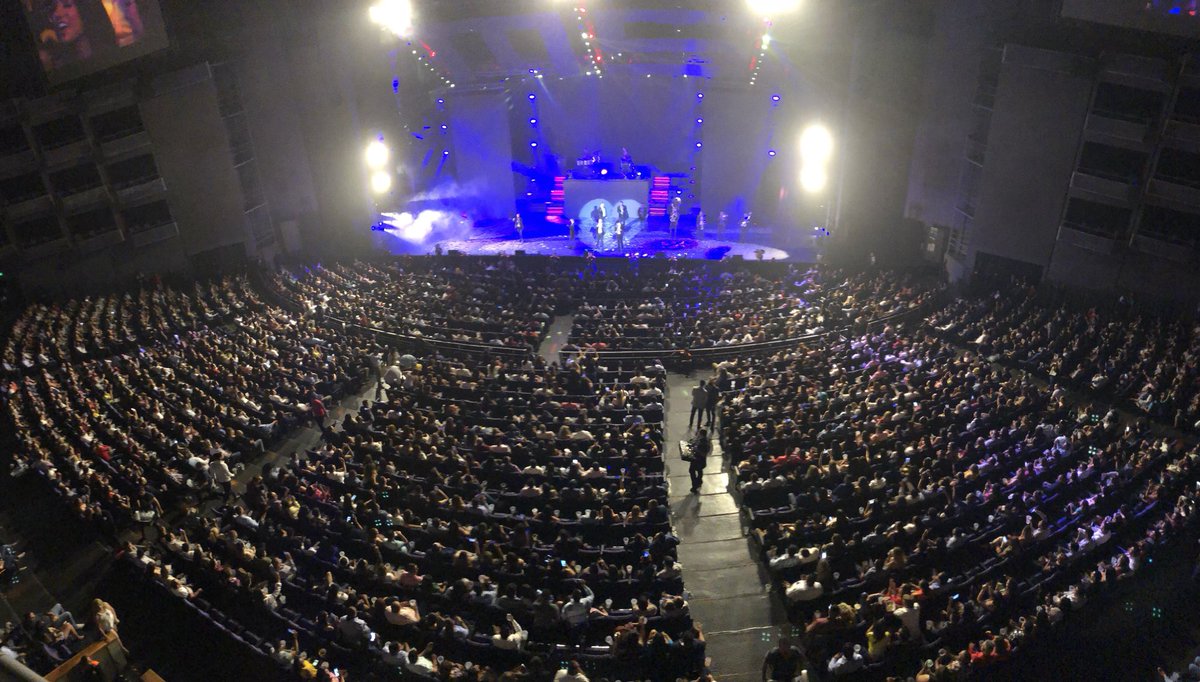 BANDA_MS's tweet photo. Muy agradecidos y bendecidos por tanto cariño.. Gracias Guadalajara!! 👏🏻👏🏻👏🏻🤠 @AuditorioTelmex https://t.co/AEsn4AQ9AM