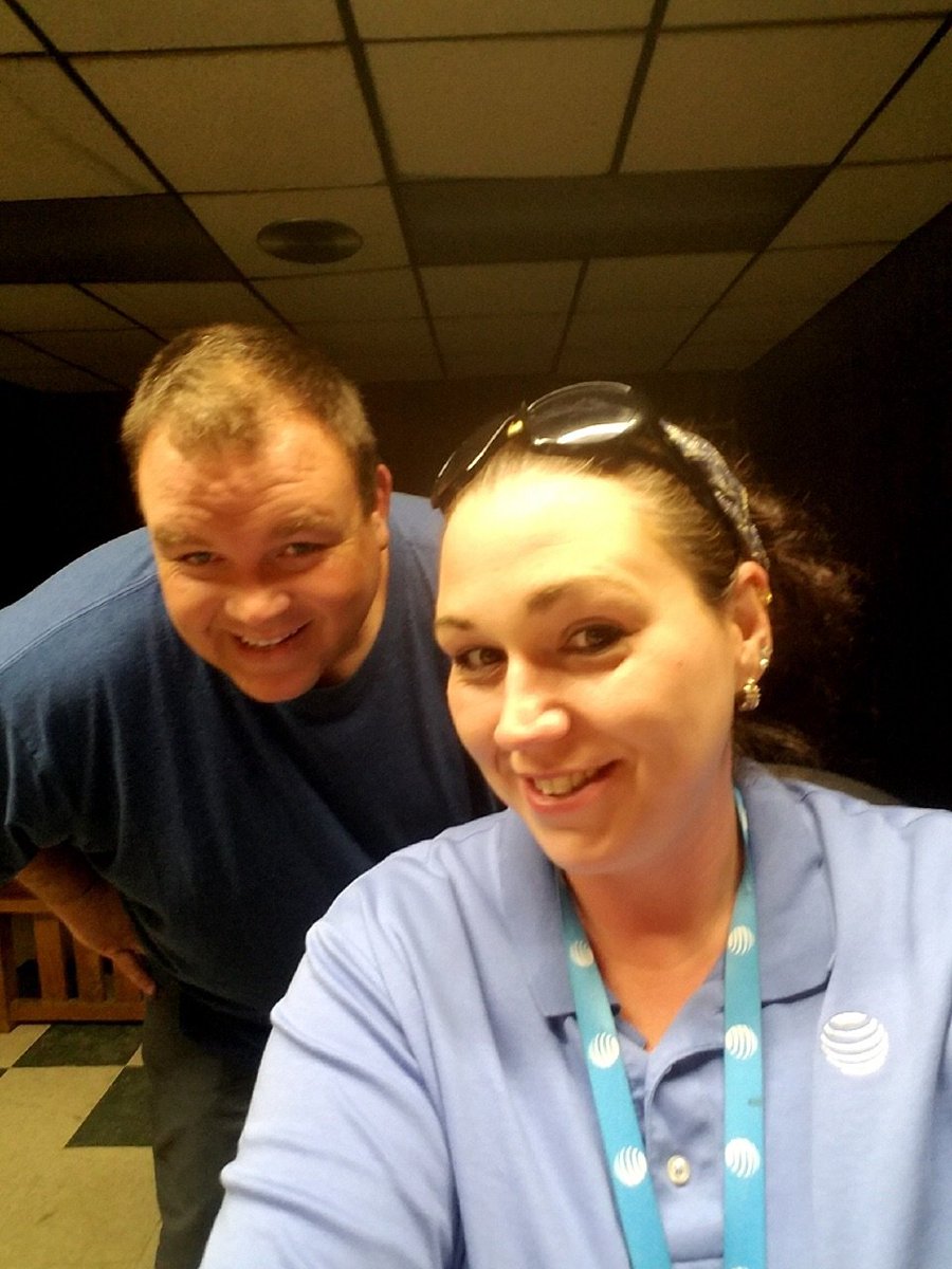 1stdueFNMAATT's tweet photo. Green Valley VFD!! Welcome to #FirstNet !! THANK YOU to @aprilgsneed for the #whiteglove treatment!! @FirstNetNews @FirstNet @404girl @ConorJohns @paulkim721 #IHXecutioNERs #builtbyATT https://t.co/mSwqLAU5Of
