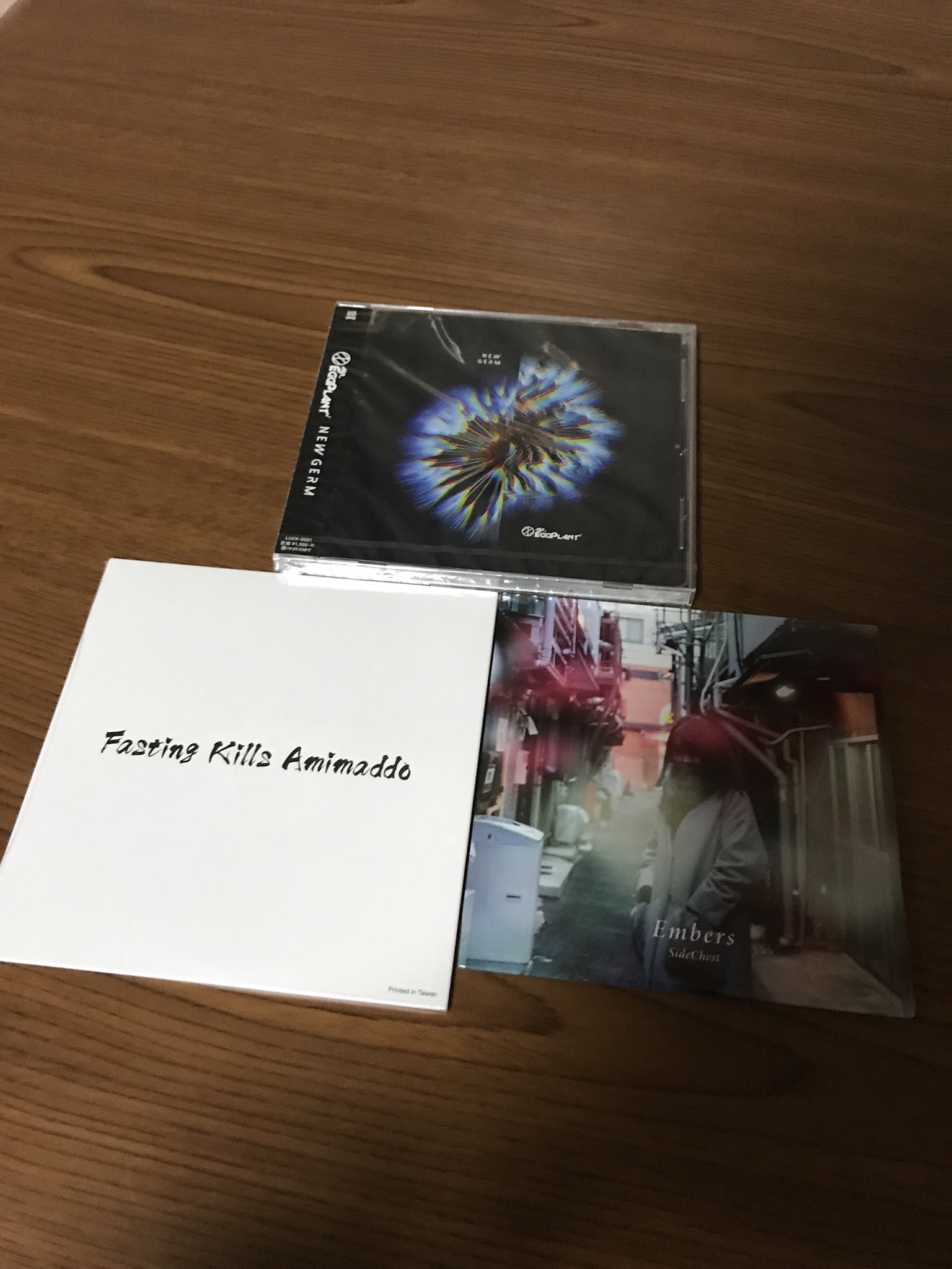 Ura 昨日のライブで買った 頂いた Walkmanに入れてバンバン聞くぜっ Mr Eggplant Sidechest Fasting Kills Amimaddo Rolent