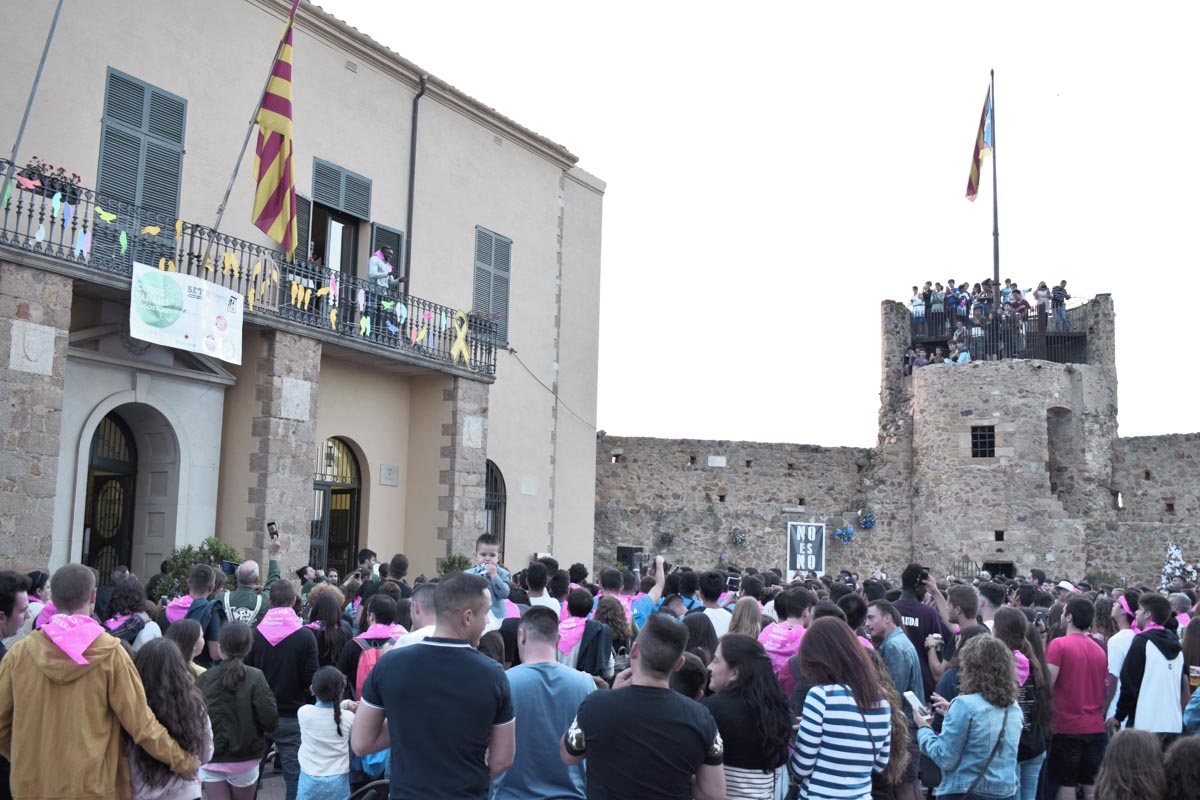 marc_elpoll's tweet image. Correvarans amb #LoryMoney 📸 @DobleN #FMLlagostera18 #atope #ELPOLLTV: elpolltv.cat/index.php/noti…