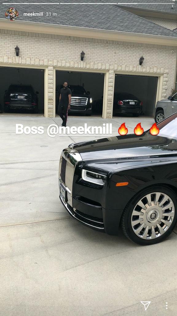 axolile_melese's tweet photo. @MeekMill ain't playing no game !!!!!!!!!! #MeekHome https://t.co/hGsvshkm7Z