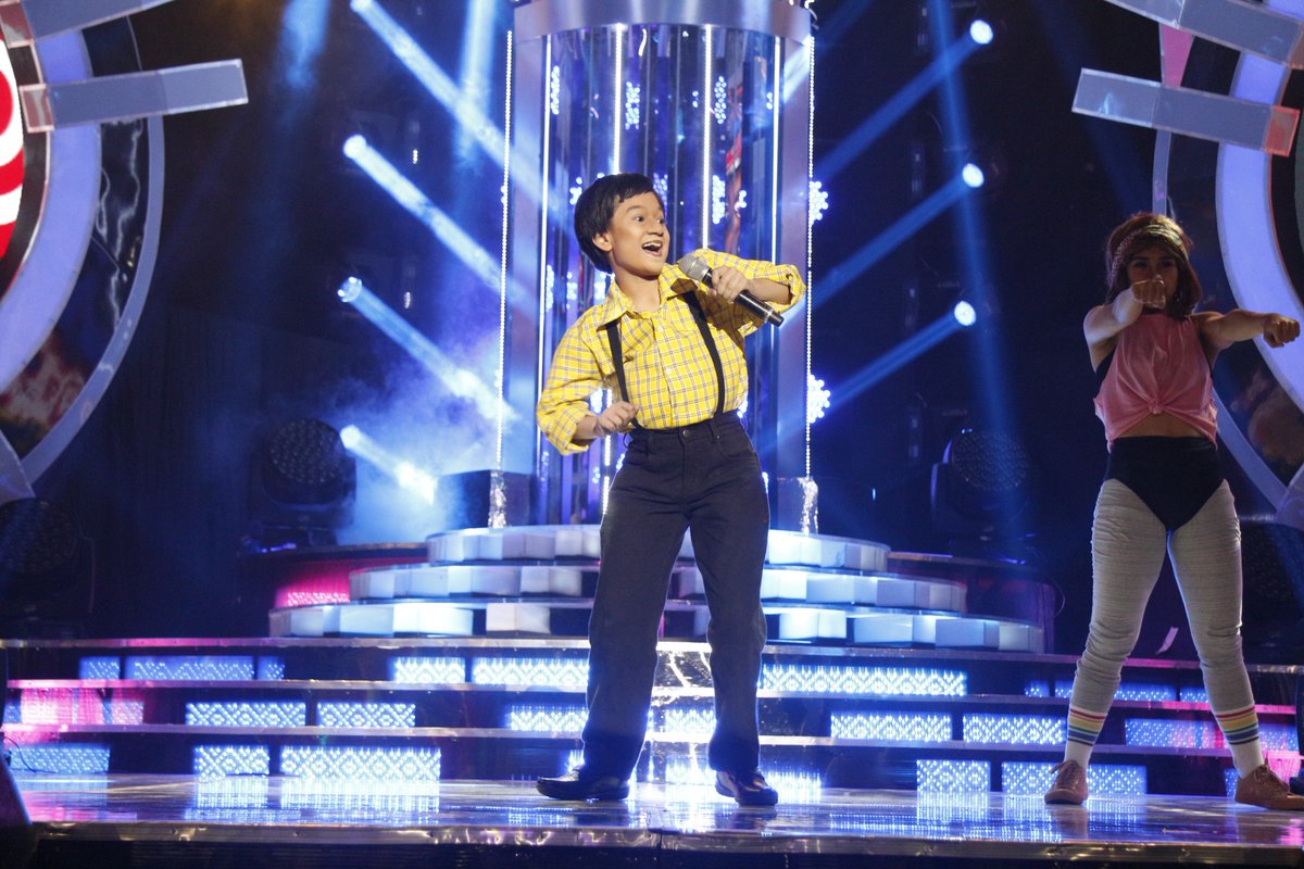 YourFacePH's tweet photo. SOBRANG CUTE!!

#YFSFKBoomBoom https://t.co/XyQJJT5T6J