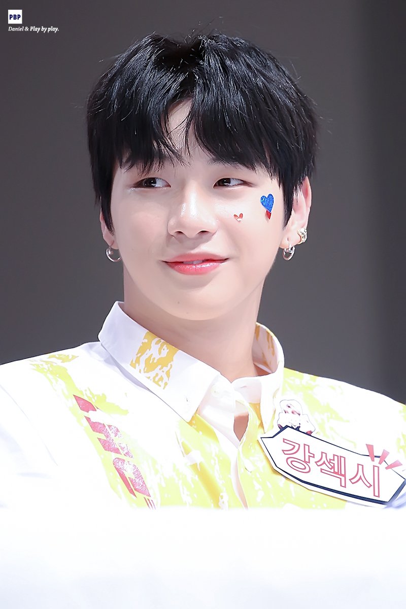 playbyplay1210's tweet photo. 우유 Danik🍼
#강다니엘 #KangDaniel
🔗https://t.co/v78Da0pPnH https://t.co/bH5VvYs9ET