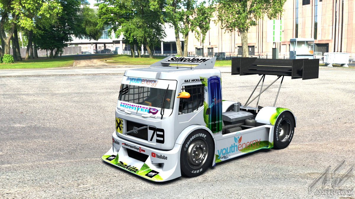 Adam4Mcnally's tweet photo. @youthenergyHQ driver Gareth Hickling will be racing this beast tonight 😉 i will share the link to his live stream when its up https://t.co/1Okx561Cj6