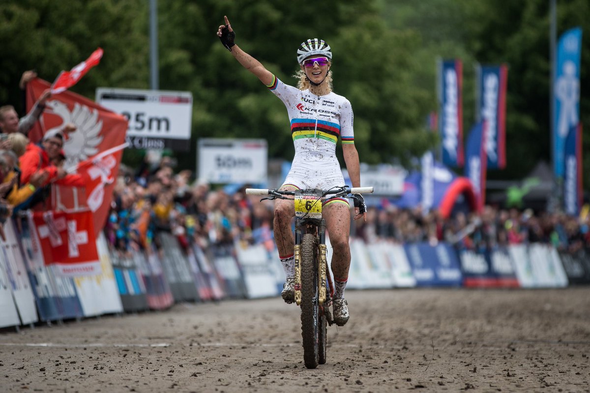UCI_MTB's tweet image. The undisputed Queen of Albstadt 2018! 👑 

Who else loved watching @jolandaneff mastering the mud today? 

#MBWorldCup