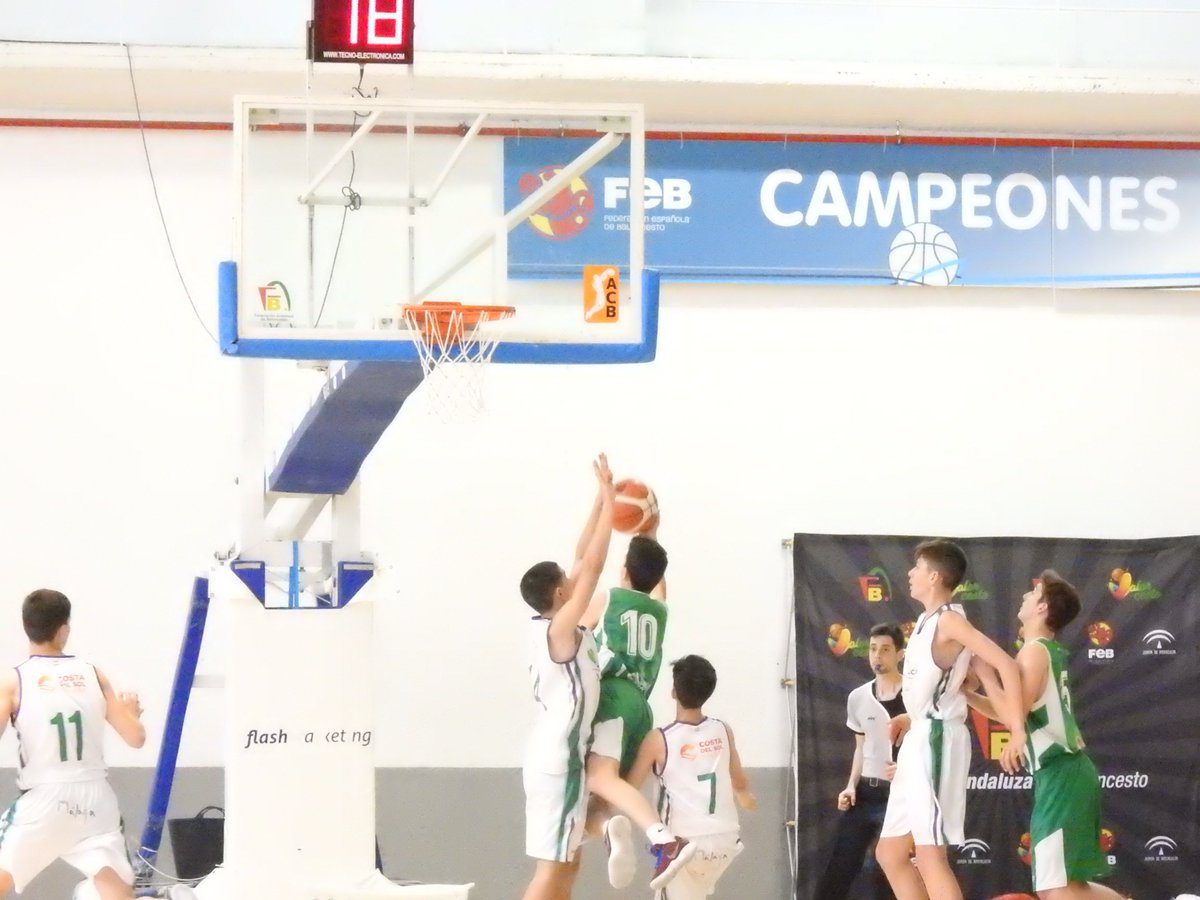 FAB_Andaluza's tweet photo. 🏆#CADEBAIM2018 ⛹ ♂
✅ FINAL
🏀 @unicajaCB 🆚 @RealBetisEPlus
⏰ Final del partido 82-68
📍 @FAB_Malaga @SevillaFaB https://t.co/M5Hb6hOeVx