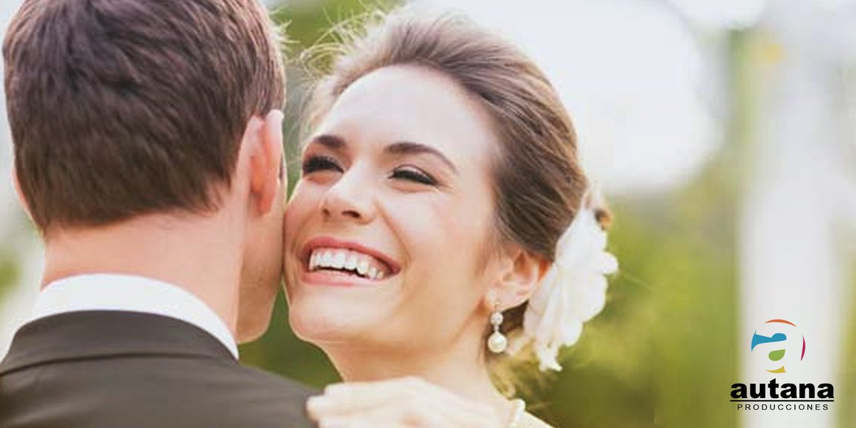 Autana_Eventos's tweet photo. Siempre con la mejor sonrisa sin importar lo que pase #celebración #eventos #venezuela #diversión #disfruta #producciones #fiesta #celebración #catering #profesionales https://t.co/yzM4r3GH5m