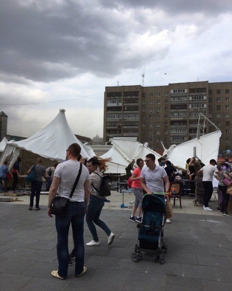 Начало урагана в Тюмени 20 мая