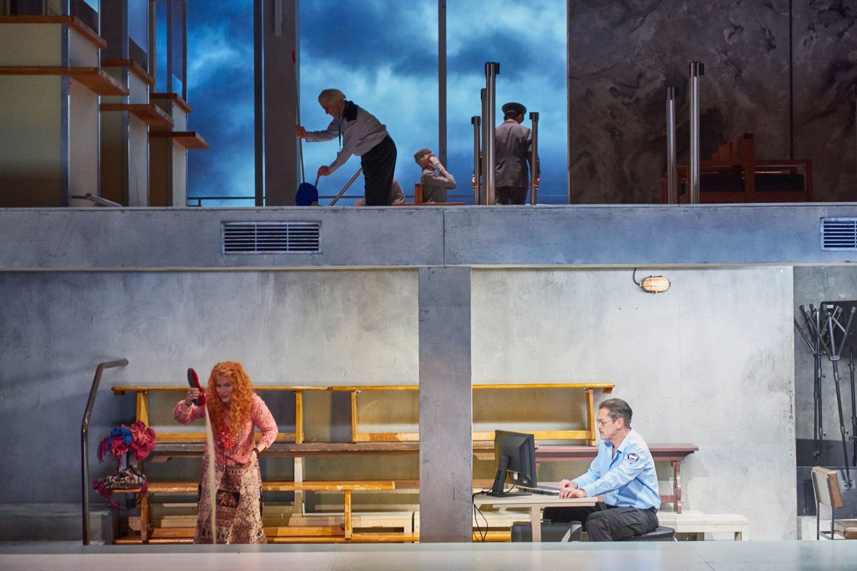 oper_stuttgart's tweet photo. Nur noch drei Mal in dieser Spielzeit: #Wunderzaichen von #MarkAndre. Am 27. Mai, 03. Juni und 10. Juni 2018. https://t.co/7K6HXSh9M8 https://t.co/499RneMR4g