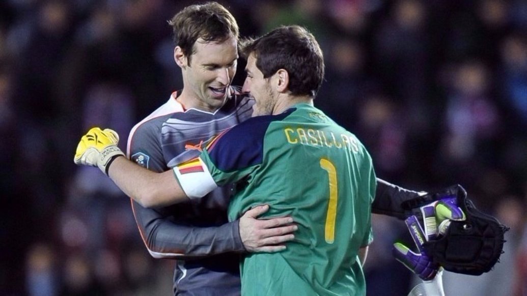 Two legendary goalkeepers celebrate their birthday today - many happy returns to Iker Casillas and Petr Cech! 