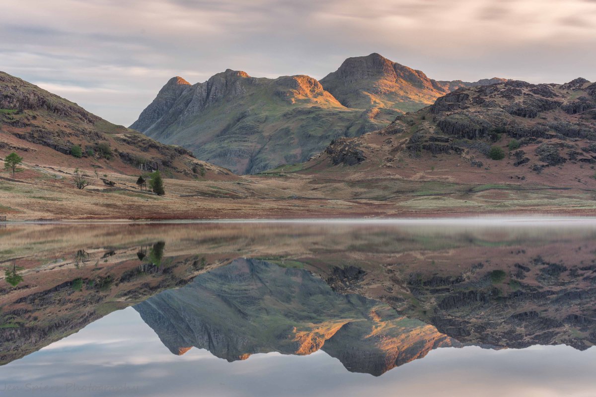 Blea Tarn. Thanks Jen Spiers for our image of the day.

#lakes #nature #worldheritage #beautiful #scenery #igerslakedistrict #ukshots #lakedistrict #igerscumbria #visitengland #lakedistrictnationalpark #cumbria #iotd #photographers