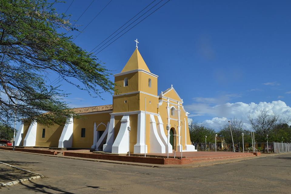 Iglesia colonial “Nuestra Señora de Las Mercedes” construida a la llegada de los españoles evangelizadores. Borojo estado Falcón-Venezuela.