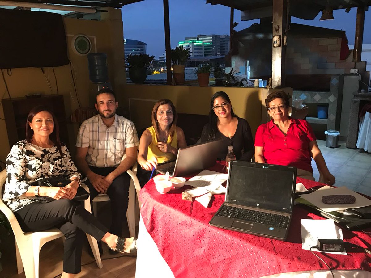 Reunión directiva <a href="/8Coordinacion/">gladys najera</a> #ANNE. Trabajando en favor de todos los #NutricionistasEc