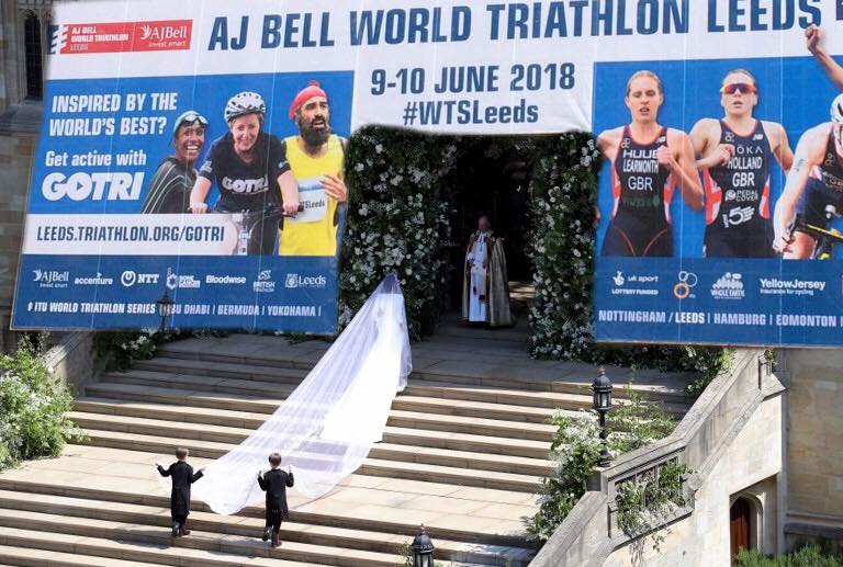 dooleydodds's tweet photo. @LeedsTownHall @jonny_brownlee @AliBrownleetri do you think Meghan Markle would be as happy if these were her wedding pics? https://t.co/i6QbSKRsm2