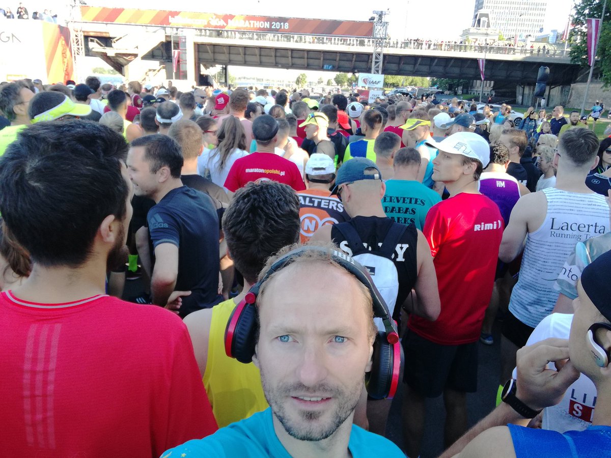 Happily completed the #HalfMarathon in #Riga, #21km. Here, also with the winners of the #Marathon, #42km.
#SimtgadesMaratons #TravelMarathon
#Vidzeme #Madona #Laudona #LattelecomRigaMarathon