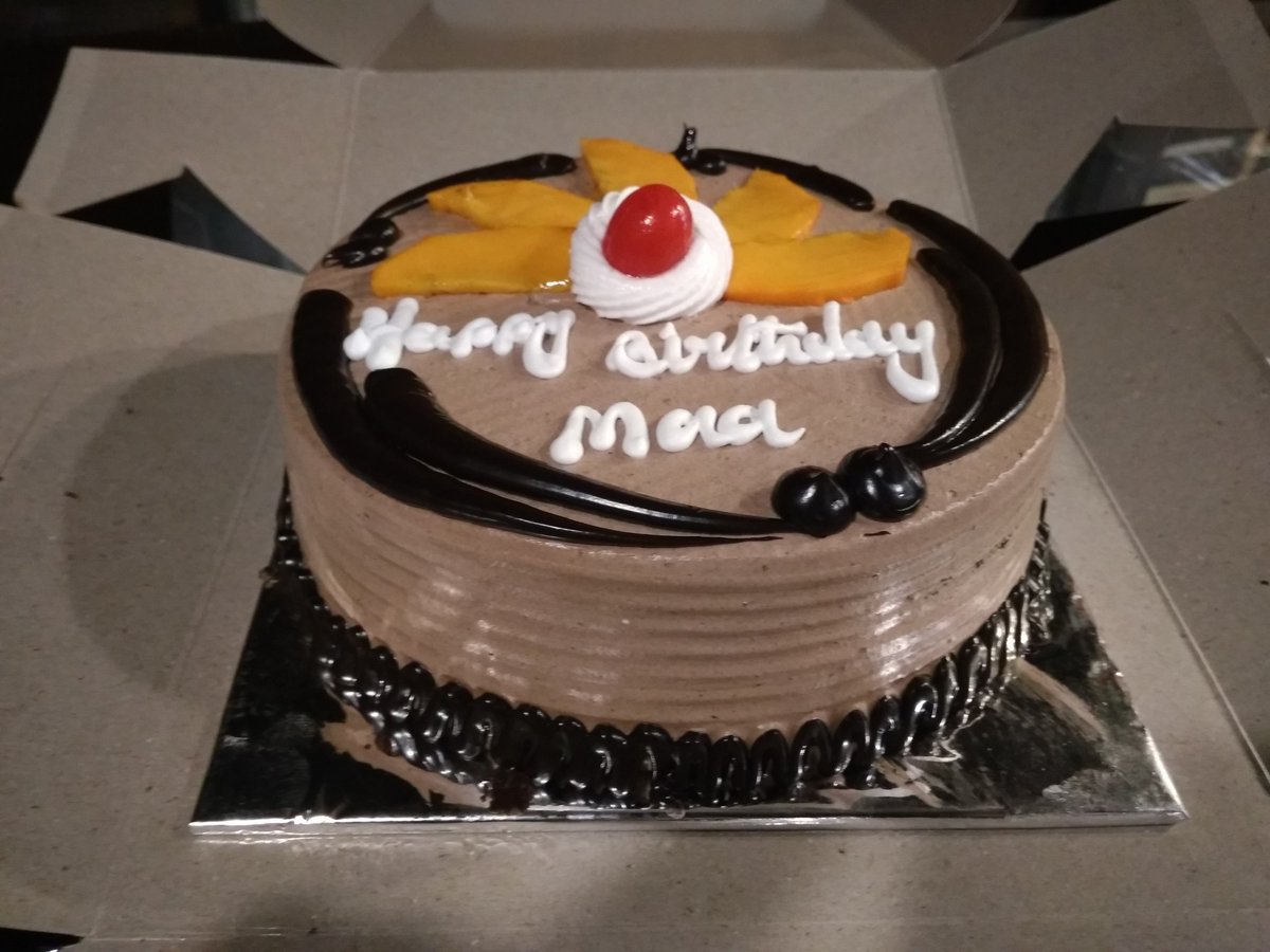 MangoesMumbai's tweet image. RT @CAKEHUNTCOM: Making Sunday, #Mangolicious... Enjoy Your Favorite #Alphonso in cake prepared by our bakers... Chocolate #Mango, Fresh Mango (Vanilla), Truffle Mango, Swiss Choco Mango, Mango Decadence, Mango Cheese Cake.....

#Cakehunt #Pune #Ahmedaba…