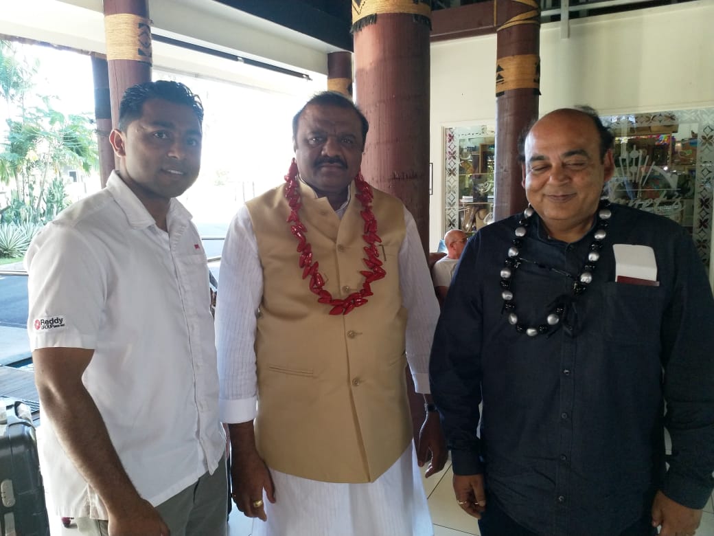 A warm welcome at Apia , Samoa .  @kohli_sanjiv  @samoagovt @IndiainNZ @IndianDiplomacy @MEAIndia @SushmaSwaraj @indiandiplomats @Gen_VKSingh @mjakbar @DDNewsLive @republic @BhavDhillonnz @MFATgovtNZ @PMOIndia @HCI_Suva #NewIndia #globalindia