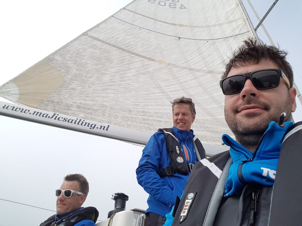 MaJicsailing's tweet photo. We wachten nog even op de zon. - https://t.co/cIDxsJAHuk https://t.co/GcNCpTpOy4