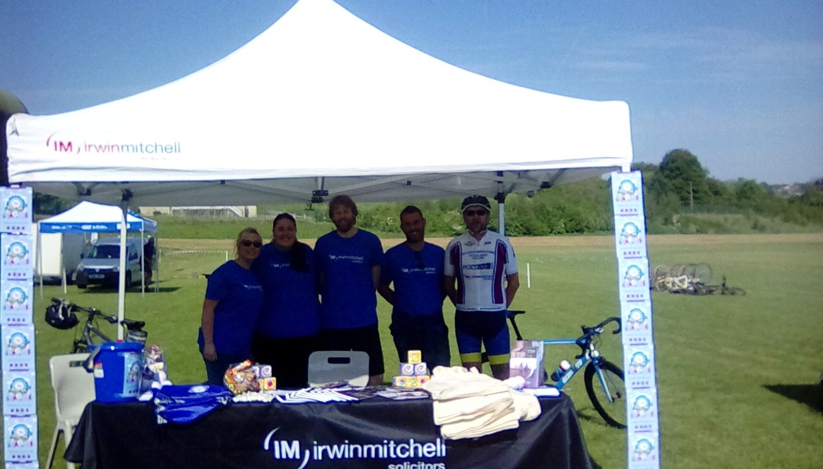 louisem09717316's tweet photo. Fabulous day for @RideforEric ! Safe trip to all the riders. @IM_Cycling @irwinmitchell  #DontQuitDoIt #smilerfe18 https://t.co/vqneF9pZiN