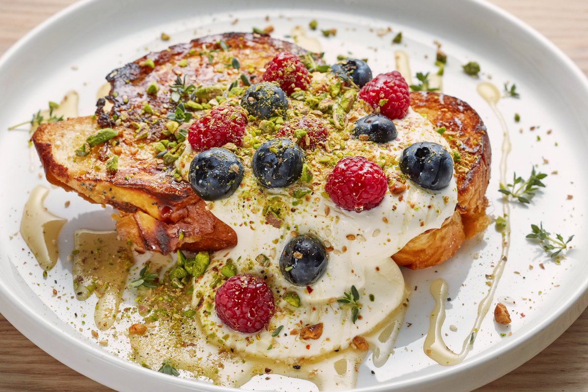 ldn_amber's tweet photo. There is no doubt that  #ChallahToast is the ultimate #Breakfast 😋🍞❤ #London #SundayBreakfast https://t.co/nLxkK5yHdh