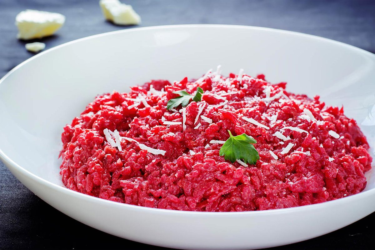 ¿Porqué no pruebas en cocinar nuestra #receta de Risotto de remolacha hoy mismo? Una receta para 4 comensales que no puedes dejar pasar. #recetas #cocina #comida

deliciosi.com/risotto-de-rem…