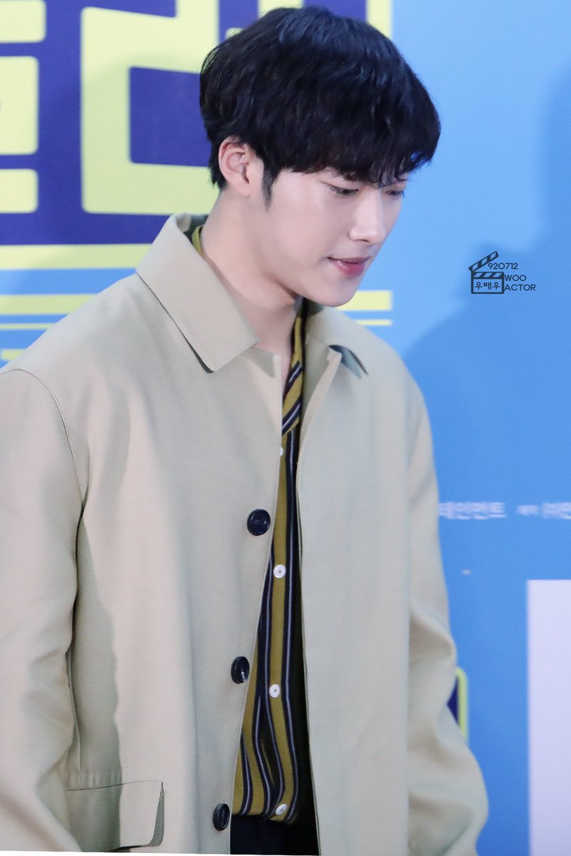 woo_actor's tweet photo. 180504 <레슬러> VIP시사회
#우도환 #woodohwan https://t.co/782QALkfaL