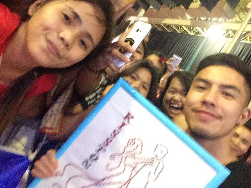 KTbuddiesOFC's tweet photo. Thankyoi @tonythesharky sayang saya ang teamlive gensan super naapreciate mo kahit small or big gifts basta maeefforts!🙏♥️
Lalo kang iblessed ni god
We love u also @delavinkisses https://t.co/XqaltUhp8O